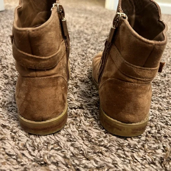 Michael Kors Girl’s Emma Callie Caramel Boots size 12 - Picture 2 of 6